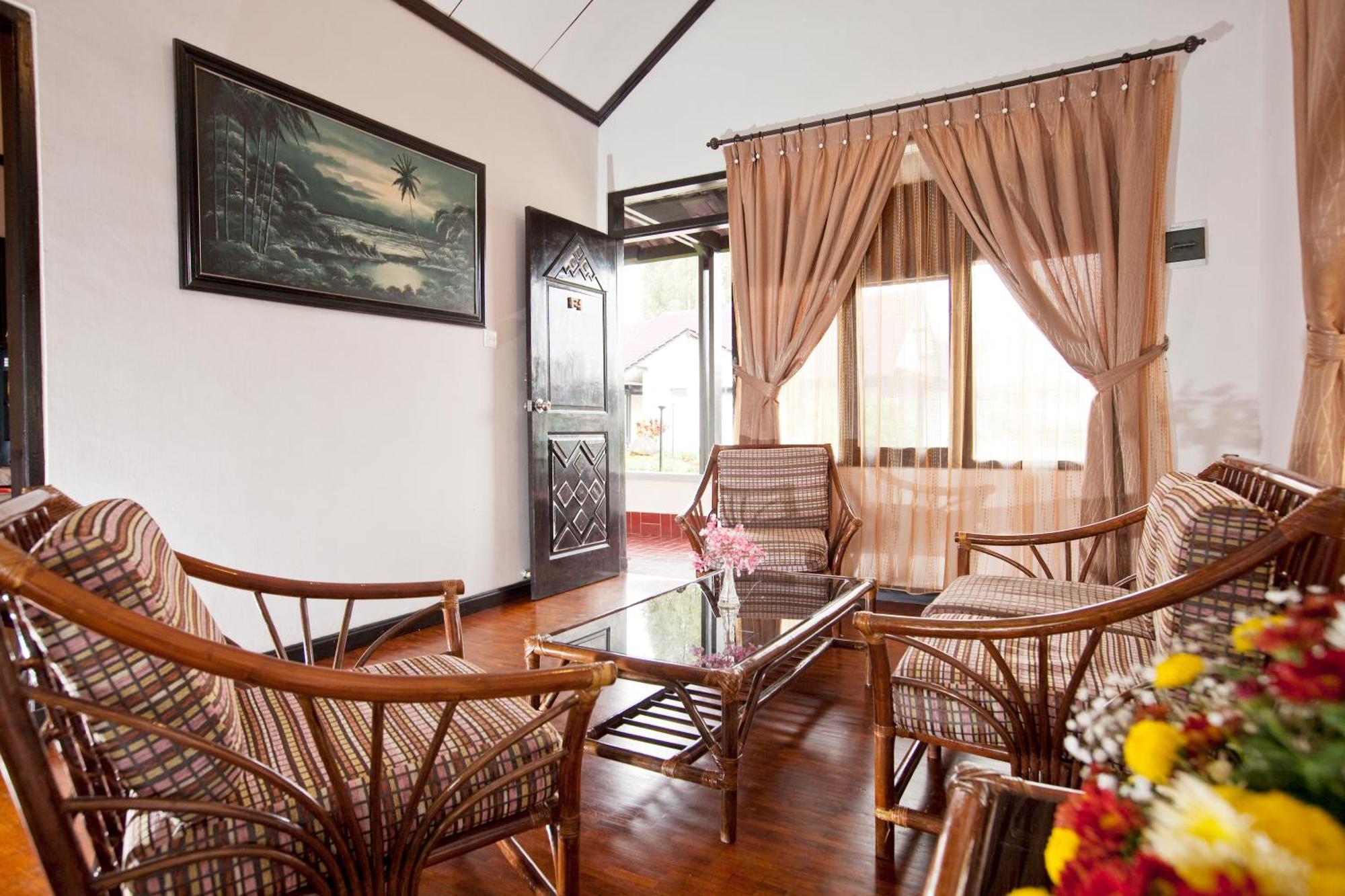 Hotel Sibayak Internasional Berastagi Bilik gambar