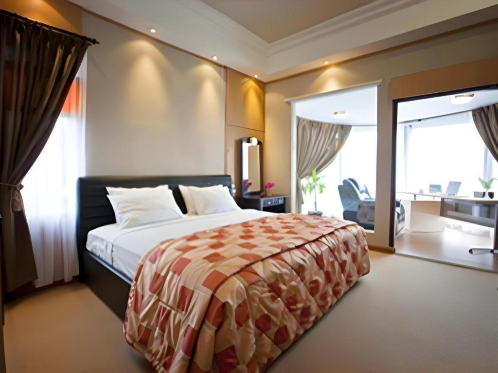 Hotel Sibayak Internasional Berastagi Luaran gambar