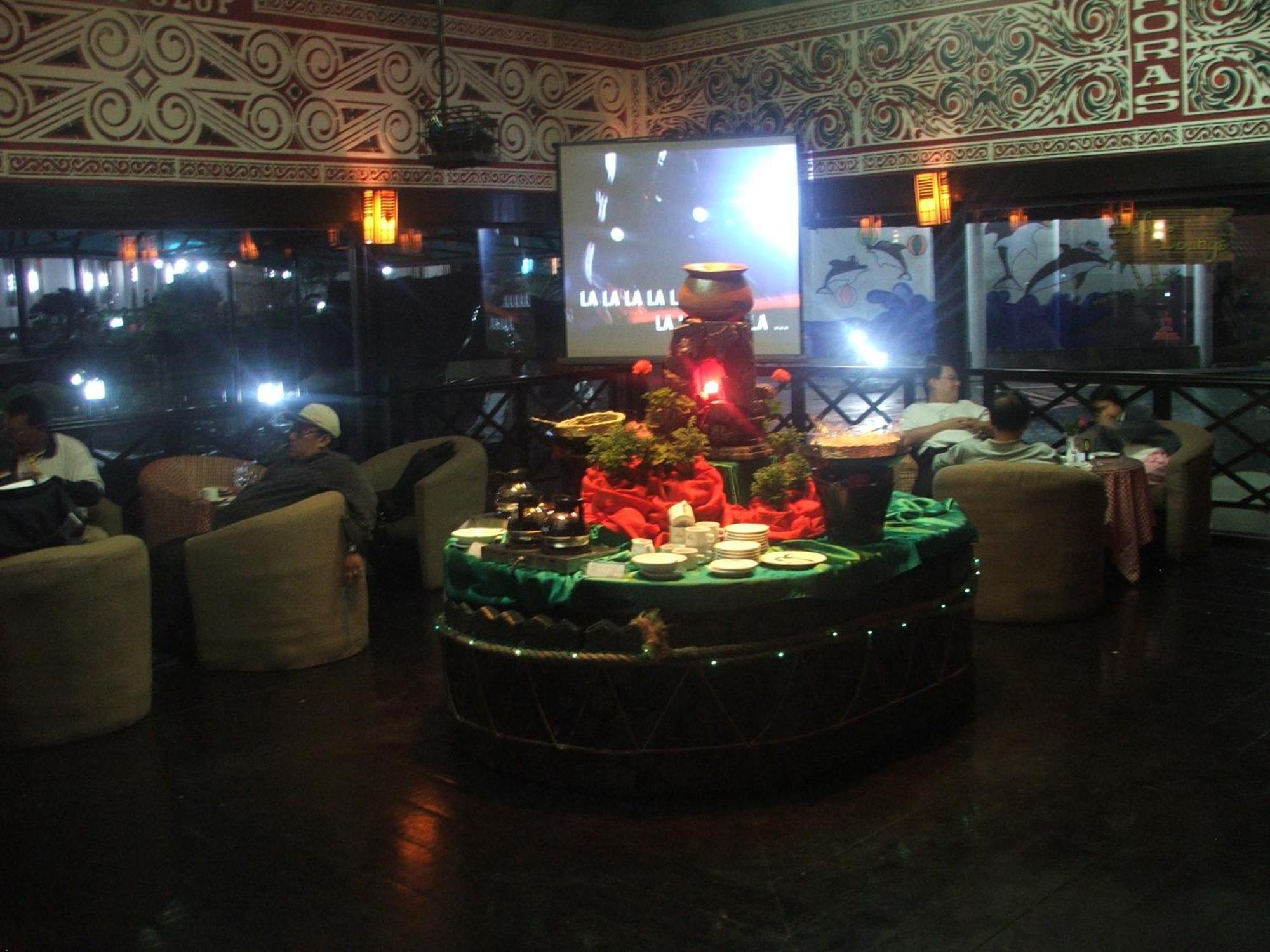 Hotel Sibayak Internasional Berastagi Luaran gambar
